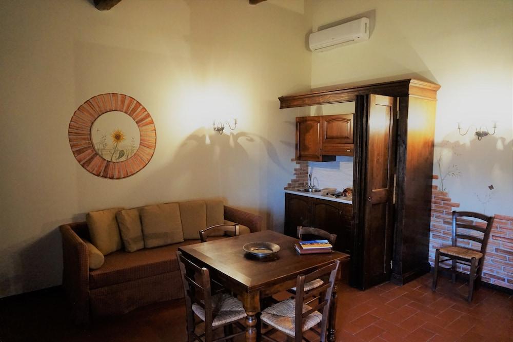 Agriturismo Antico Borgo Poggitazzi Terranuova Bracciolini Exterior foto
